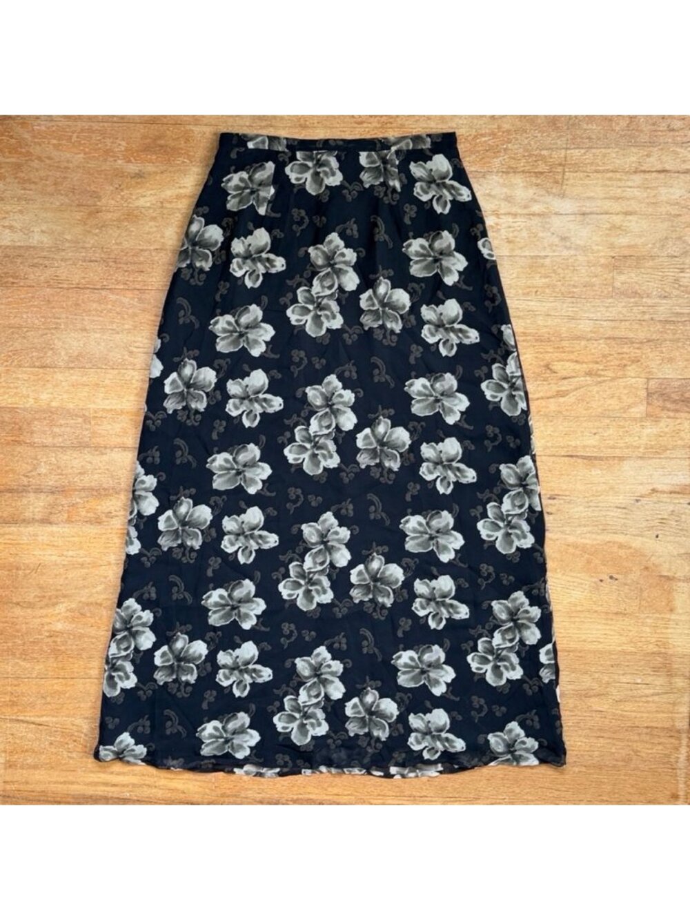 Vintage Floral Washable Silk Maxi Skirt Size Small 6 26" Waist 1990s Black/Olive